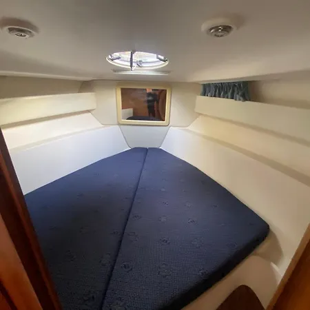 Πλωτό κατάλυμα Hannaboat Mandelieu